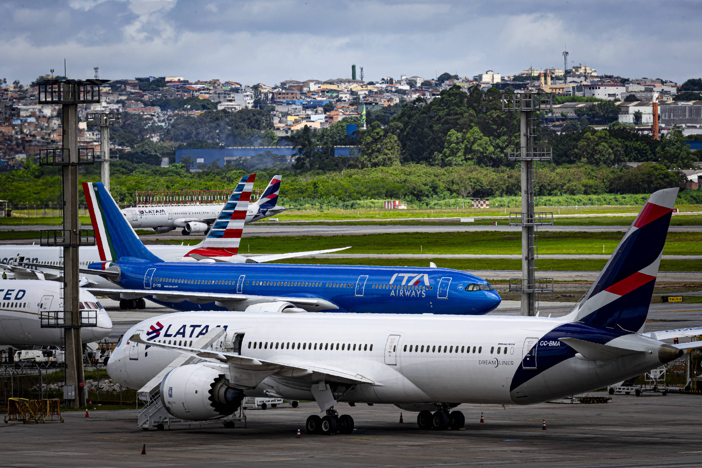 Exigência de visto para americanos volta a valer - 09/04/2025 - Mundo