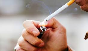 Governo Lula tira do bolso para segurar preço: novo imposto nos cigarros financia combustível mais barato